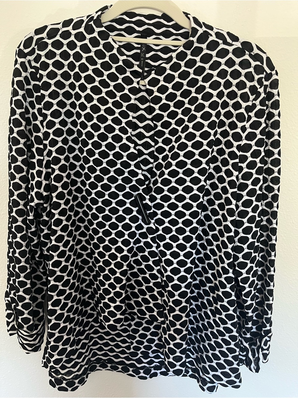 Black and White Geometric Long Sleeve Blouse/Jacket